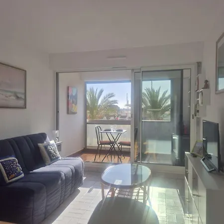 Au Cap D'agde Avec Parking, Piscine Proche Du Port - Fr-1-249-420 アグド